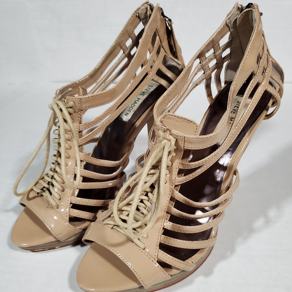 STEVE MADDEN CARA SCRAPPY PEEP TOE HEELS